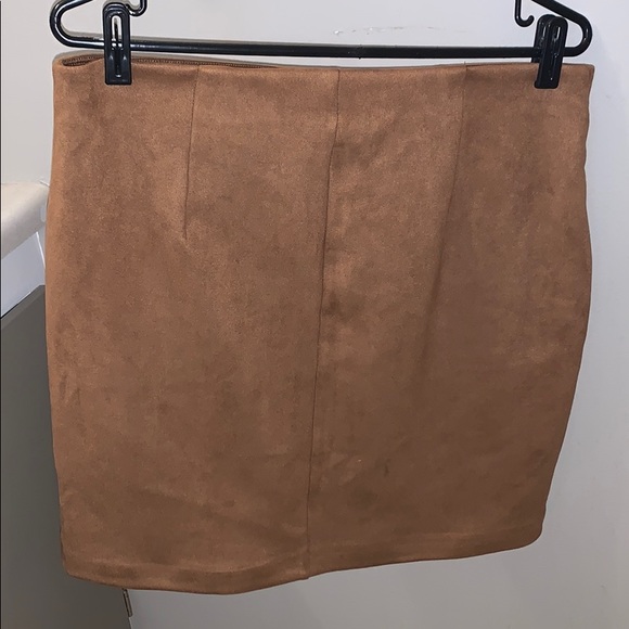 Shirt - Picture 2 of 4